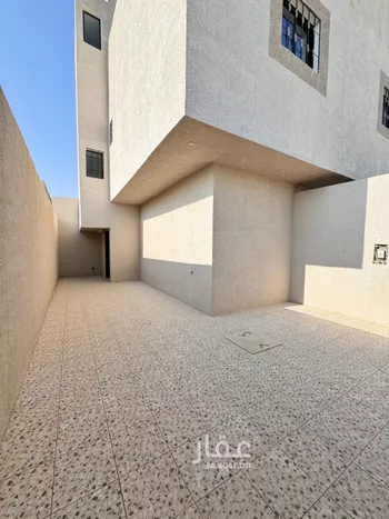 دور للبيع في شارع رقم 42, حي بدر, مدينة الرياض, منطقة الرياض صورة 2