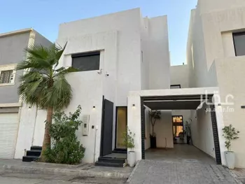 فيلا للإيجار في شارع إبرهيم بن علي العياشي, حي المهدية, مدينة الرياض, منطقة الرياض صورة 2