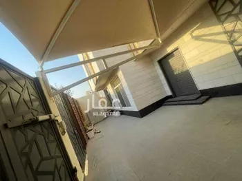 فيلا للبيع في شارع ابو بكر الباطرقاني, حي العارض, مدينة الرياض, منطقة الرياض صورة 4