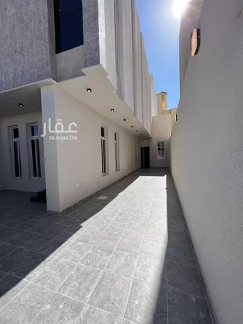 فيلا للبيع في شارع عبدالله ابن ساعدة الهذلي, حي الظرفة, مدينة خميس مشيط, منطقة عسير صورة 3