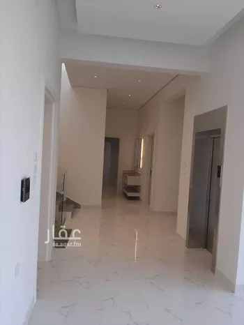 فيلا للبيع في شارع أبي الريحان البيروني, حي المهدية, مدينة الرياض, منطقة الرياض صورة 4