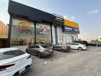 عمارة للبيع في شارع السيل الكبير, حي المهدية, مدينة الرياض, منطقة الرياض