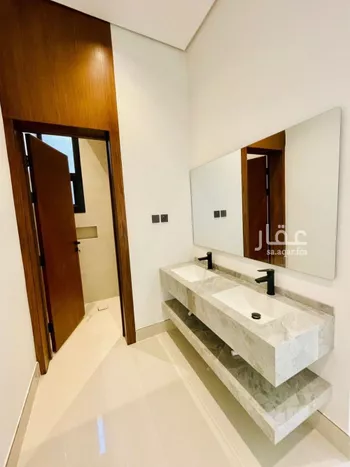 فيلا للبيع في شارع السيل الكبير, حي المهدية, مدينة الرياض, منطقة الرياض صورة 4