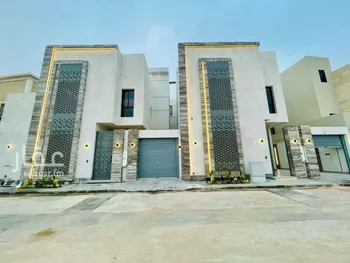 فيلا للبيع في شارع أحمد بن عبداللطيف السنبسي, حي المهدية, مدينة الرياض, منطقة الرياض صورة 2