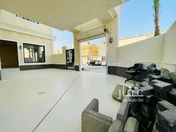 فيلا للبيع في شارع الميفا, حي ظهرة لبن, مدينة الرياض, منطقة الرياض صورة 5