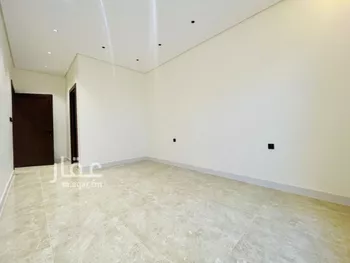 فيلا للبيع في شارع أحمد بن محمد الشعبي, حي المهدية, مدينة الرياض, منطقة الرياض صورة 5