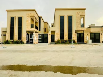 فيلا للبيع في شارع السيل الكبير, حي المهدية, مدينة الرياض, منطقة الرياض