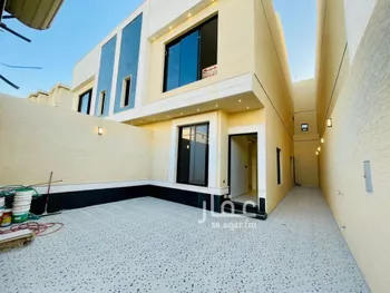 فيلا للبيع في شارع حميدة الإبراهيمي, حي العوالي, مدينة الرياض, منطقة الرياض صورة 3