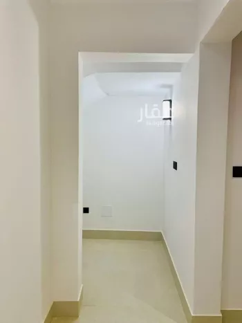 فيلا للبيع في شارع الخادم, حي المهدية, مدينة الرياض, منطقة الرياض صورة 5