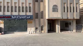 محل للإيجار في شارع الامام مسلم ، حي الدفاع ، المدينة المنورة ، منطقة المدينة المنورة