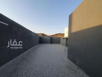 فيلا للبيع في شارع الفلحة, حي الفتح, مدينة مكه المكرمه, منطقة مكة المكرمة صورة 2