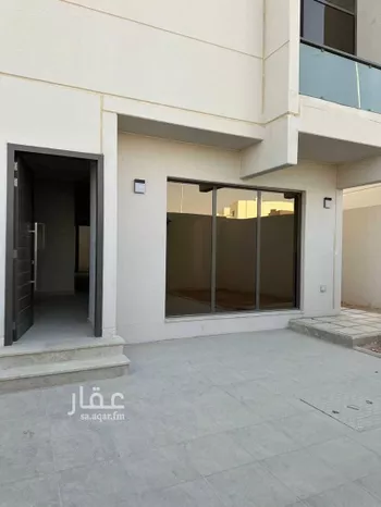 فيلا للإيجار في شارع الامير فيصل بن بندر بن عبدالعزيز الفرعي ، حي مطار الملك خالد الدولي ، الرياض ، منطقة الرياض صورة 2