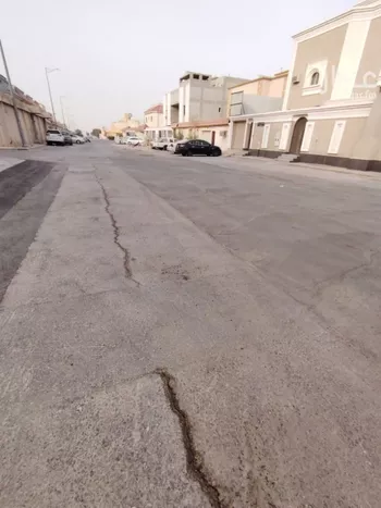 دور للبيع في شارع علي بن سلامة اللخمي, حي بدر, مدينة الرياض, منطقة الرياض صورة 4