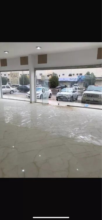 محل للبيع في شارع الشيخ سليمان بن عبدالله بن محمد, حي الخليج, مدينة الرياض, منطقة الرياض صورة 2