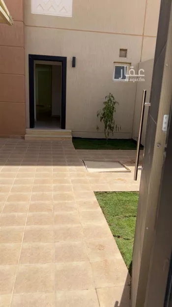 فيلا للإيجار في شارع احمد بن المنادي, حي مطار الملك خالد الدولي, مدينة الرياض, منطقة الرياض