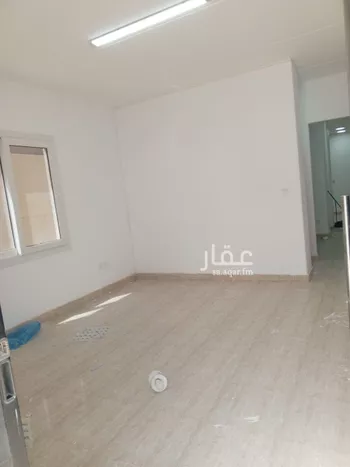 فيلا للإيجار في شارع أبي القاسم البوري, حي مطار الملك خالد الدولي, مدينة الرياض, منطقة الرياض صورة 2