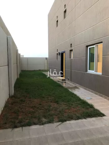 فيلا للإيجار في شارع أبي القاسم البوري, حي مطار الملك خالد الدولي, مدينة الرياض, منطقة الرياض صورة 3