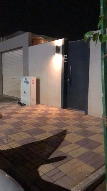 فيلا للإيجار في شارع أبي القاسم البوري, حي مطار الملك خالد الدولي, مدينة الرياض, منطقة الرياض صورة 2