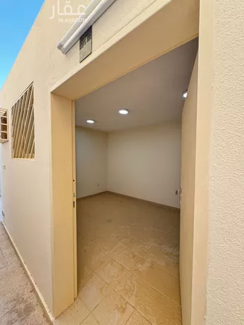 عمارة للإيجار في شارع طريق الامير محمد بن سعد بن عبد العزيز, حي الملقا, مدينة الرياض, منطقة الرياض صورة 2