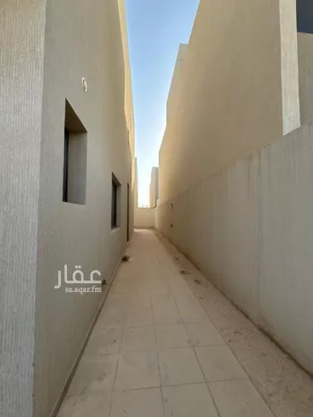 فيلا للبيع في شارع احمد بن المنادي, حي مطار الملك خالد الدولي, مدينة الرياض, منطقة الرياض صورة 4