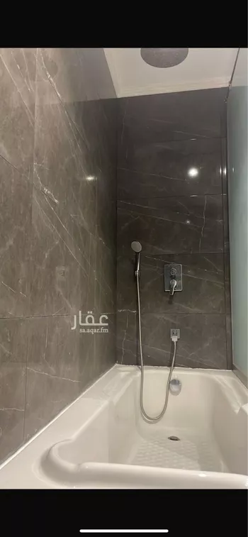 فيلا للإيجار في شارع جعفر البغدادي, حي الرمال, مدينة الرياض, منطقة الرياض صورة 5