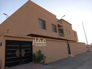 فيلا للبيع في شارع فؤاد شاكر, حي العوالي, مدينة الرياض, منطقة الرياض صورة 2