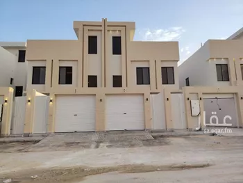 دور للبيع في شارع حسين الأبريقي, حي عكاظ, مدينة الرياض, منطقة الرياض