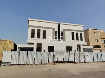 فيلا للبيع في شارع المشيريف, حي ظهرة لبن, مدينة الرياض, منطقة الرياض