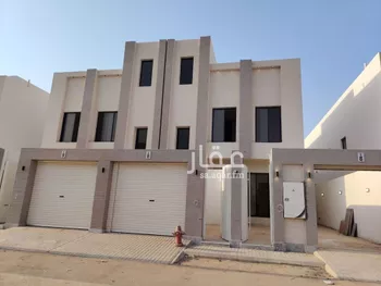 دور للبيع في شارع عبدالرحمن القاضي, حي عكاظ, مدينة الرياض, منطقة الرياض