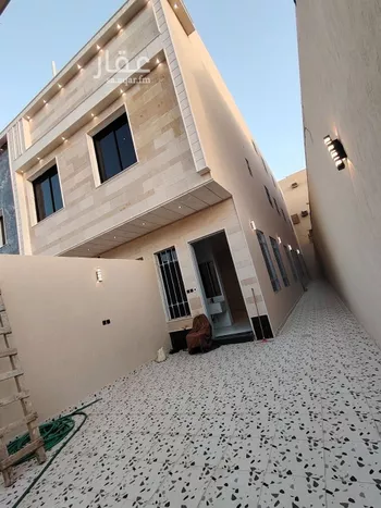 دور للبيع في شارع يحيى العايدي, حي العوالي, مدينة الرياض, منطقة الرياض صورة 5