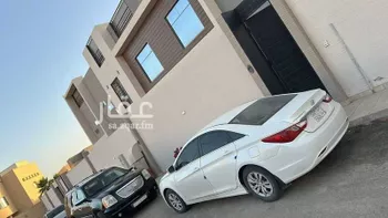 بيت للبيع في شارع عبدالله بن ملاذ الأشعري ، حي اليمامة ، عنيزة ، عنيزة