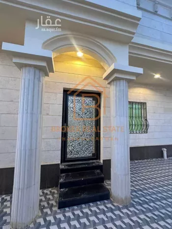 دور للبيع في شارع موسي الرازي, حي ضاحية الملك فهد, مدينة الدمام, المنطقة الشرقية صورة 4