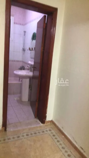 دور للإيجار في شارع عاصم بن عمرو ، حي البساتين ، تبوك ، منطقة تبوك صورة 2