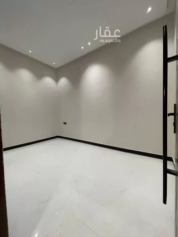 دور للبيع في شارع محمد إبراهيم الختني, حي البيان, مدينة الرياض, منطقة الرياض صورة 2