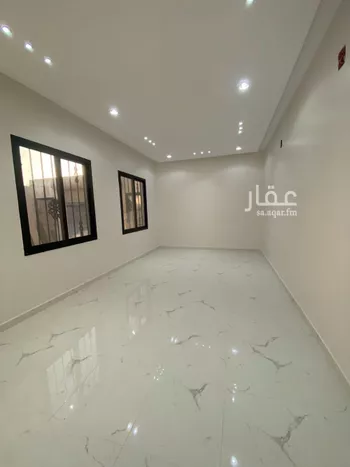 دور للبيع في شارع الليث, حي البرية, مدينة الرياض, منطقة الرياض صورة 3