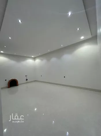 دور للبيع في شارع أحمد المعقري, حي الرمال, مدينة الرياض, منطقة الرياض صورة 4
