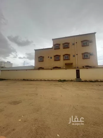 عمارة للبيع في حي النزهة, مدينة طريب, منطقة عسير صورة 2