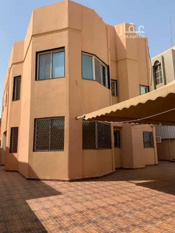 فيلا للبيع في شارع أحمد الطوسي, حي المرسلات, مدينة الرياض, منطقة الرياض