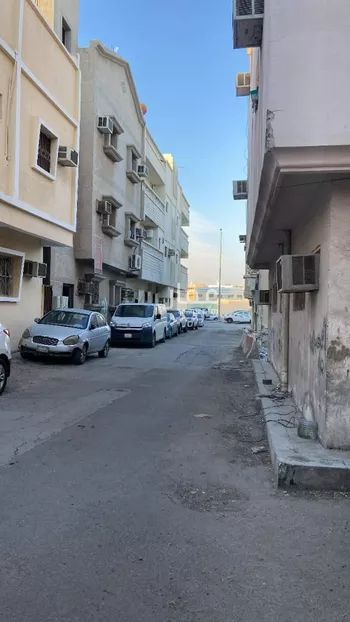 عمارة للبيع في حي البادية, مدينة الدمام, المنطقة الشرقية صورة 2