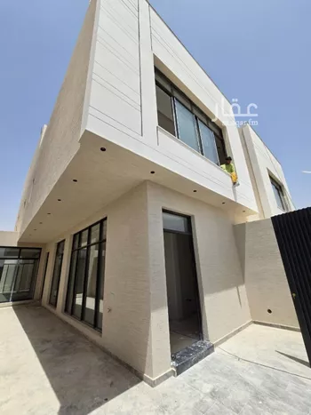 فيلا للبيع في شارع ابن الصاحب, حي الملك فيصل, مدينة الرياض, منطقة الرياض صورة 2