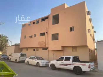عمارة للإيجار في شارع عمر الريس, حي التخصصي, مدينة بريده, منطقة القصيم صورة 5