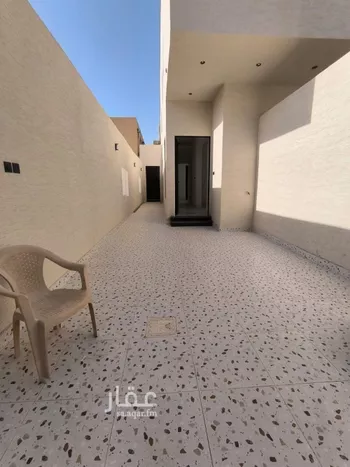 فيلا للبيع في شارع احمد بن رسلان, حي بدر, مدينة الرياض, منطقة الرياض صورة 2