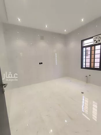 دور للبيع في شارع عبدالمنعم بن أبي نصر, حي الشفاء, مدينة الرياض, منطقة الرياض صورة 2