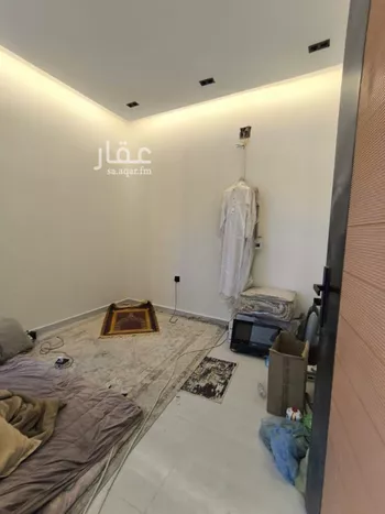 دور للبيع في شارع أحمد الطيبي, حي بدر, مدينة الرياض, منطقة الرياض صورة 3