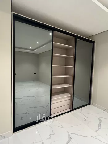 شقة للإيجار في شارع شهيد الدين ثم الوطن حمود عبدالله الحرب, حي الشهداء, مدينة الرياض, منطقة الرياض صورة 3