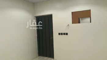 عمارة للإيجار في شارع عبدالرحمن بن عدي, حي الفيصلية, مدينة الرياض, منطقة الرياض صورة 4
