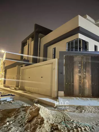 فيلا للبيع في شارع إسماعيل بن أبي الغنائم, حي المهدية, مدينة الرياض, منطقة الرياض صورة 2