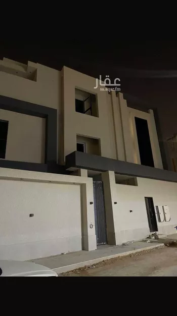 فيلا للبيع في شارع إسماعيل بن أبي الغنائم, حي المهدية, مدينة الرياض, منطقة الرياض صورة 3