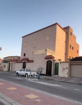 عمارة للبيع في شارع شارع الحسن البصري, حي حي الخالدية, مدينة الخفجى, المنطقة الشرقية صورة 2