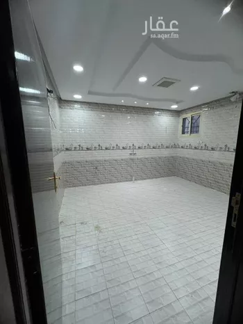 فيلا للبيع في شارع منجد, حي شبرا, مدينة الرياض, منطقة الرياض صورة 5